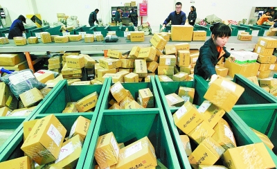 邮政包裹运价调整 告别廉价寄递福利，谁来填补市场空白？
